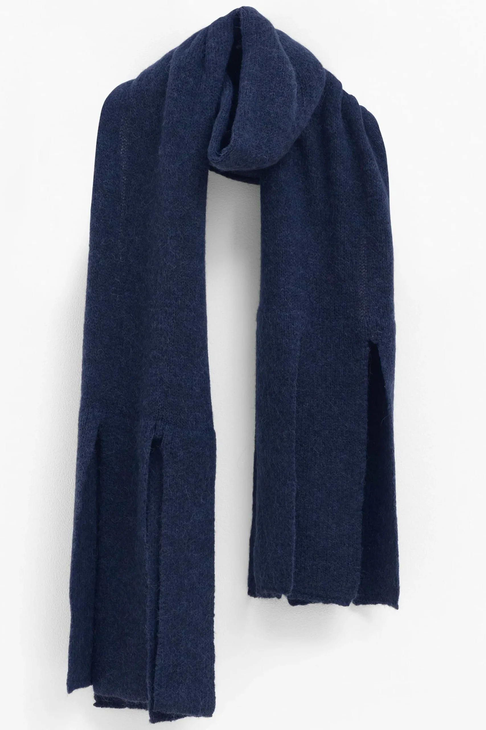 Agna Fringe Scarf|ELK Online
