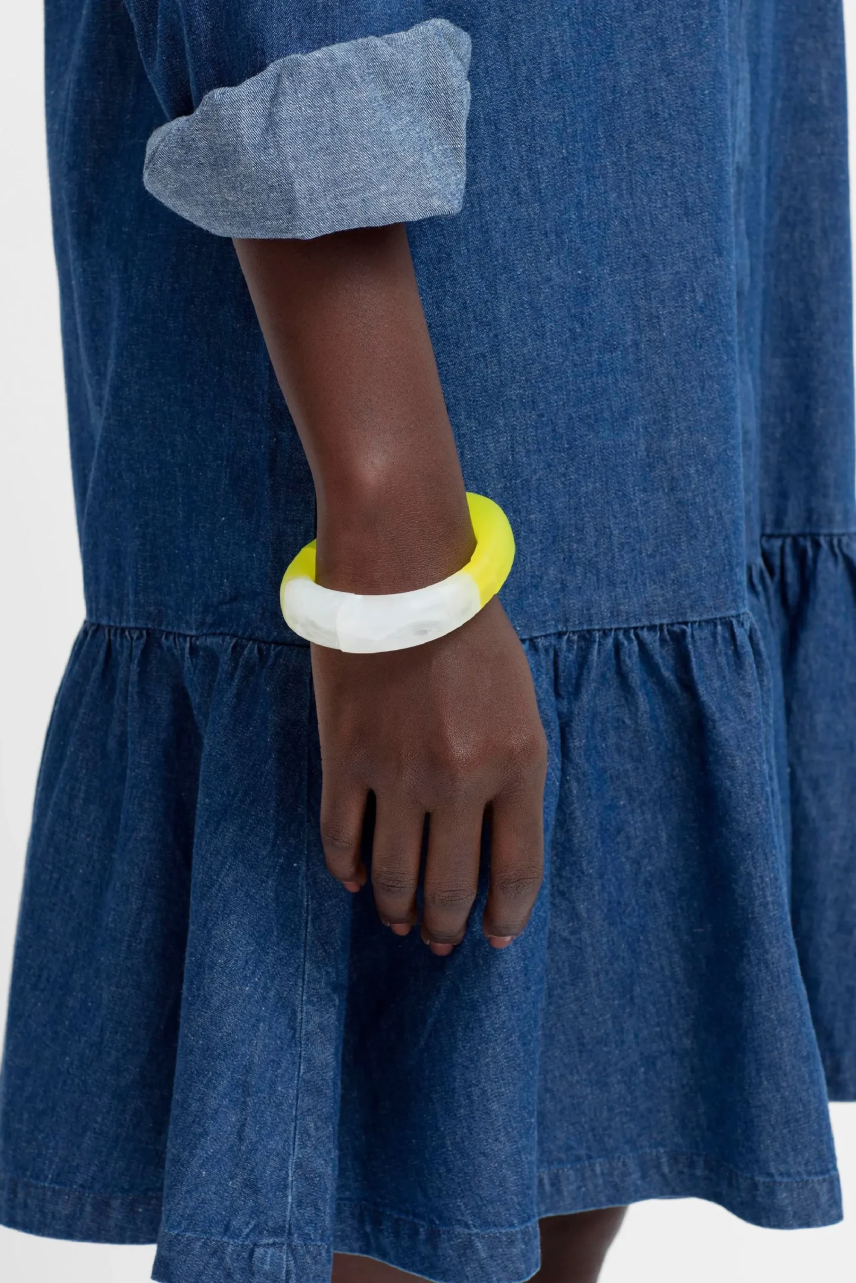 Aki Bangle|ELK