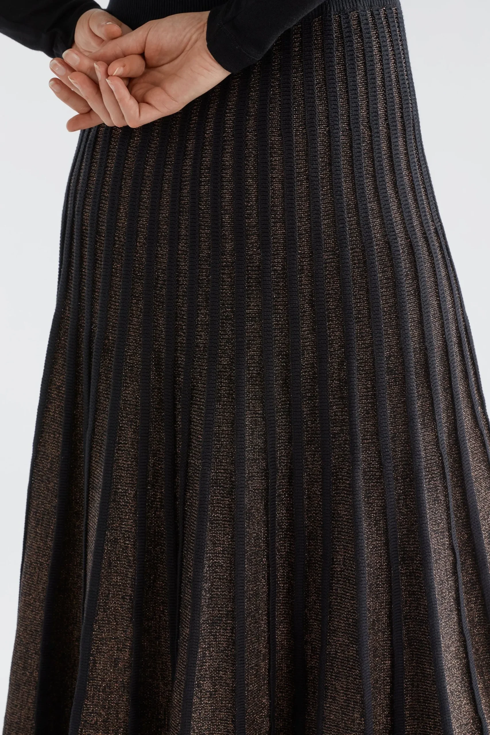 Glittra Metallic Skirt|ELK Outlet