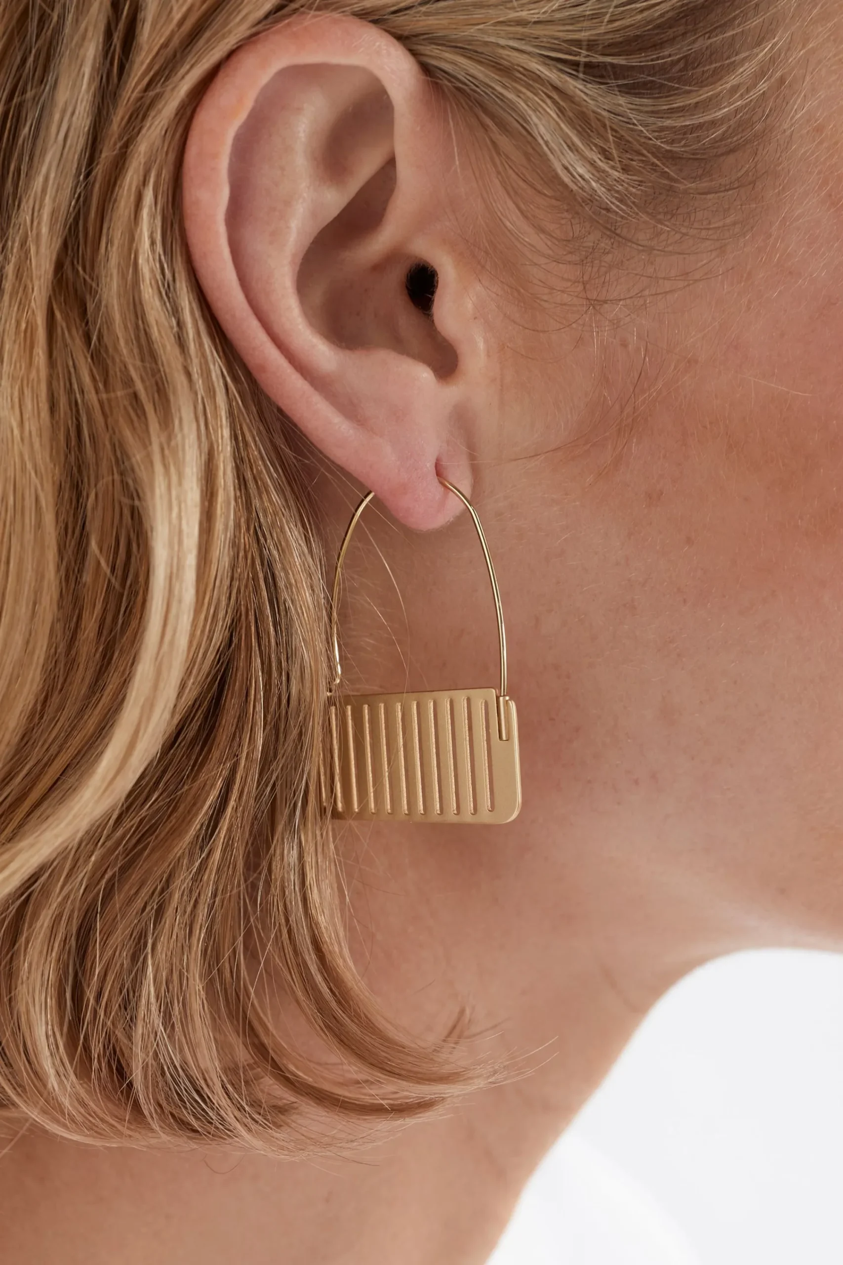 Gris Earring|ELK Online