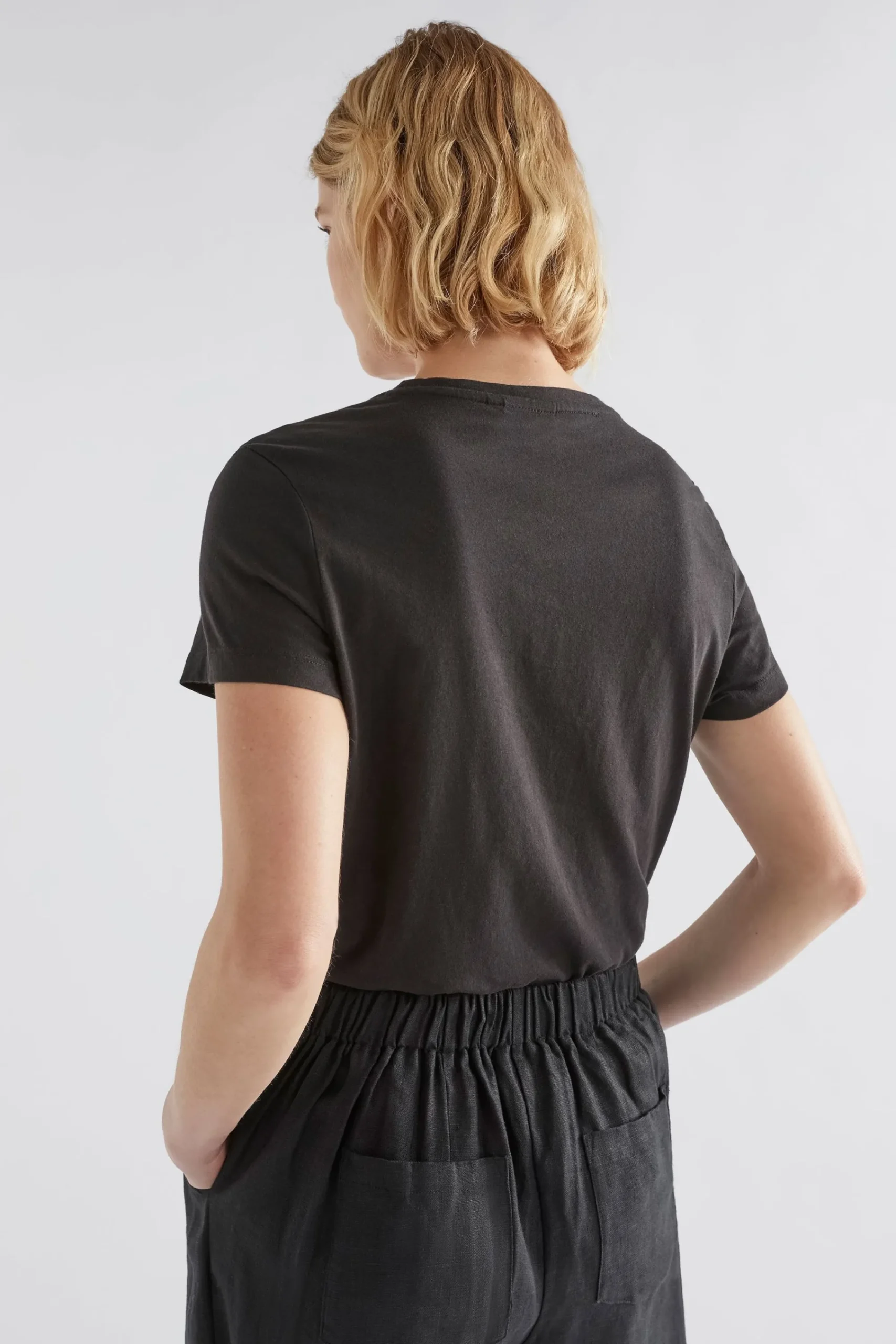Henning Organic Tee|ELK Hot