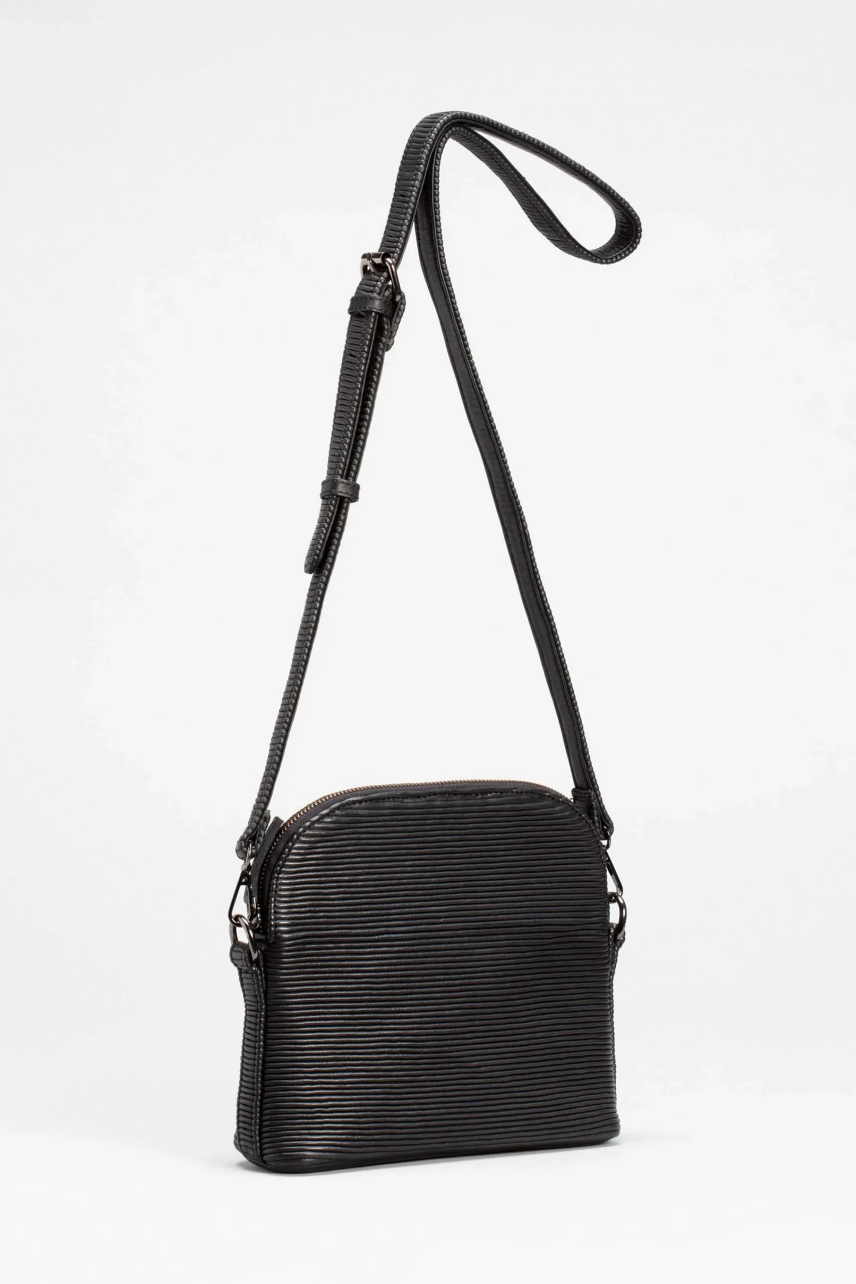 Lisser Crossbody Bag|ELK
