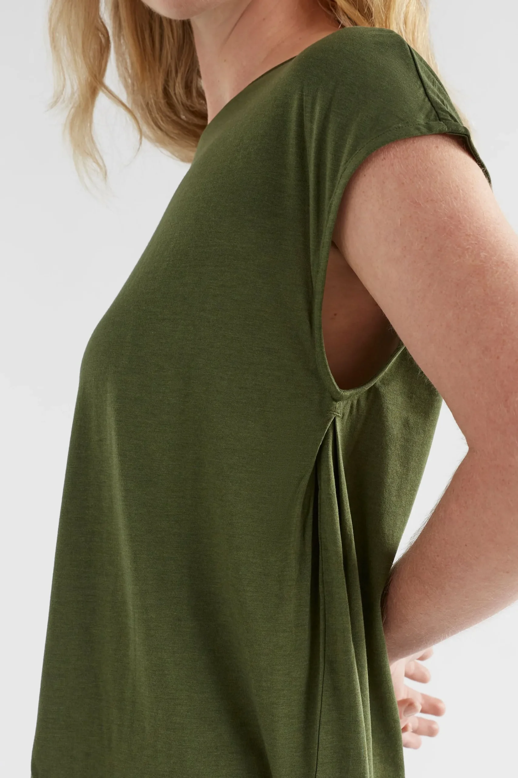 Oue Tee|ELK New