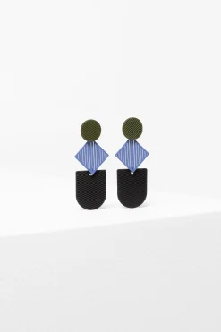 Ovek Earring|ELK Online