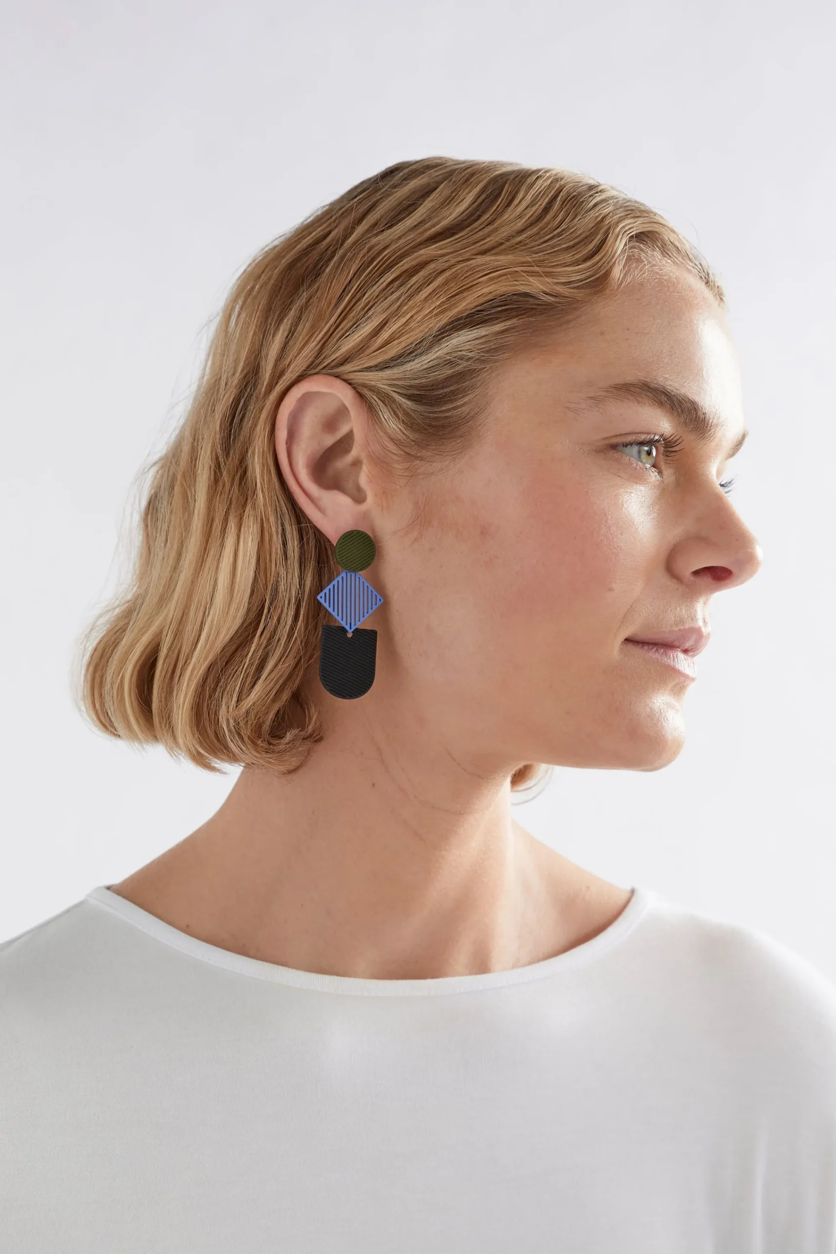 Ovek Earring|ELK Online