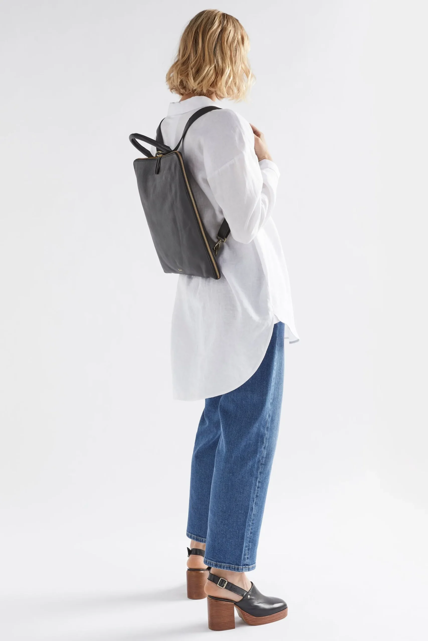 Sindal Backpack|ELK Online