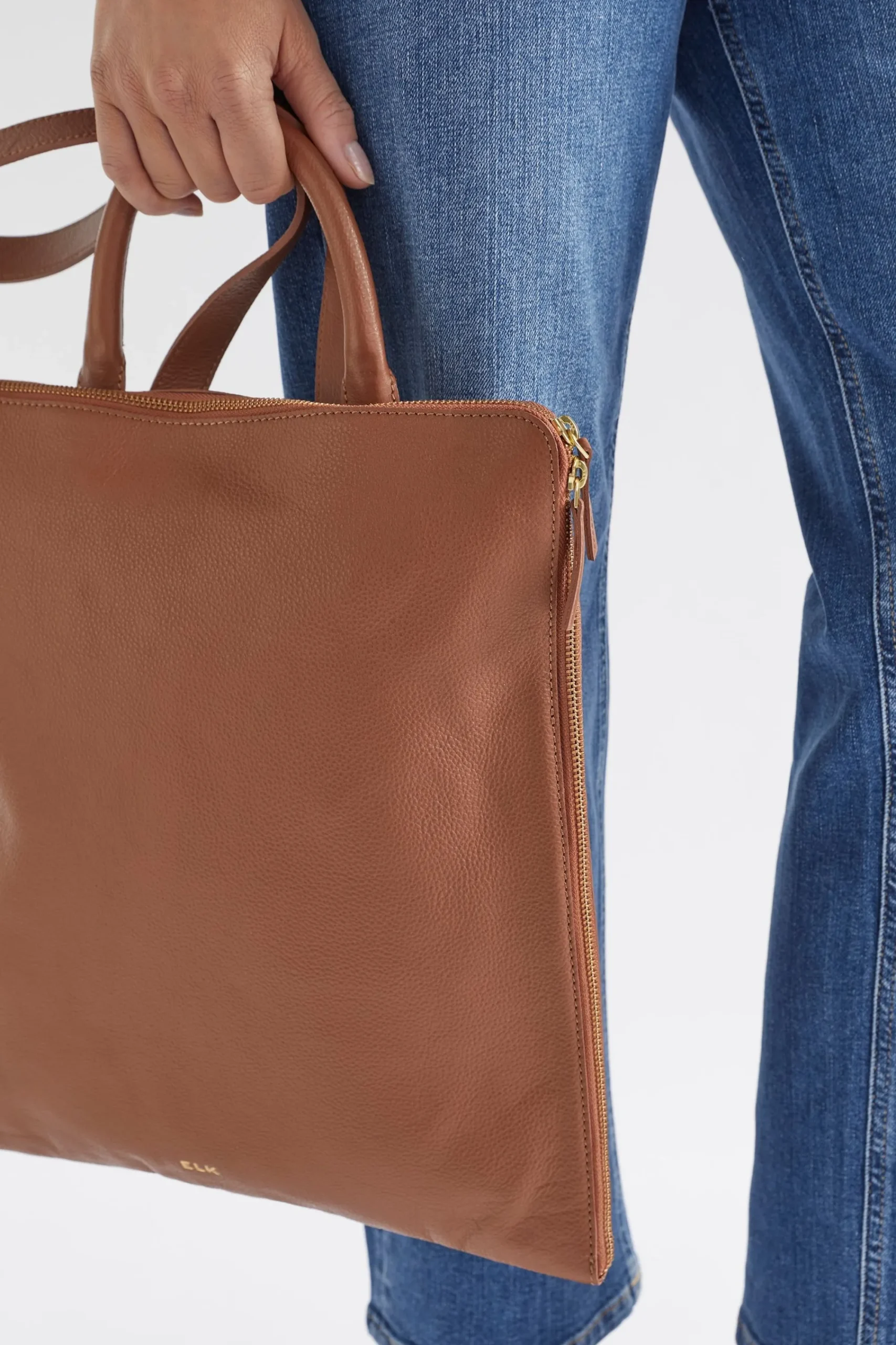 Sindal Backpack|ELK Online