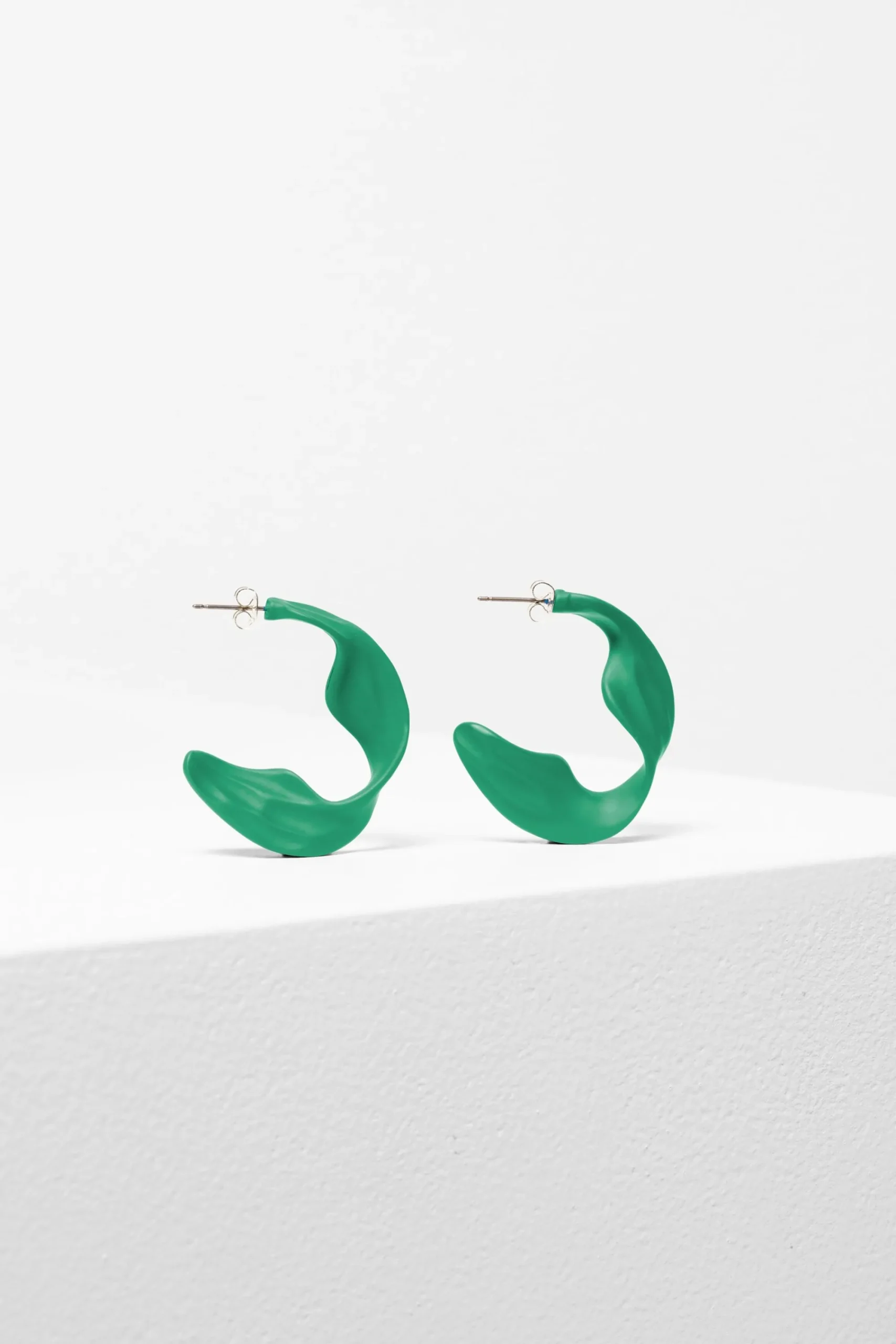 Strek Earring|ELK Sale